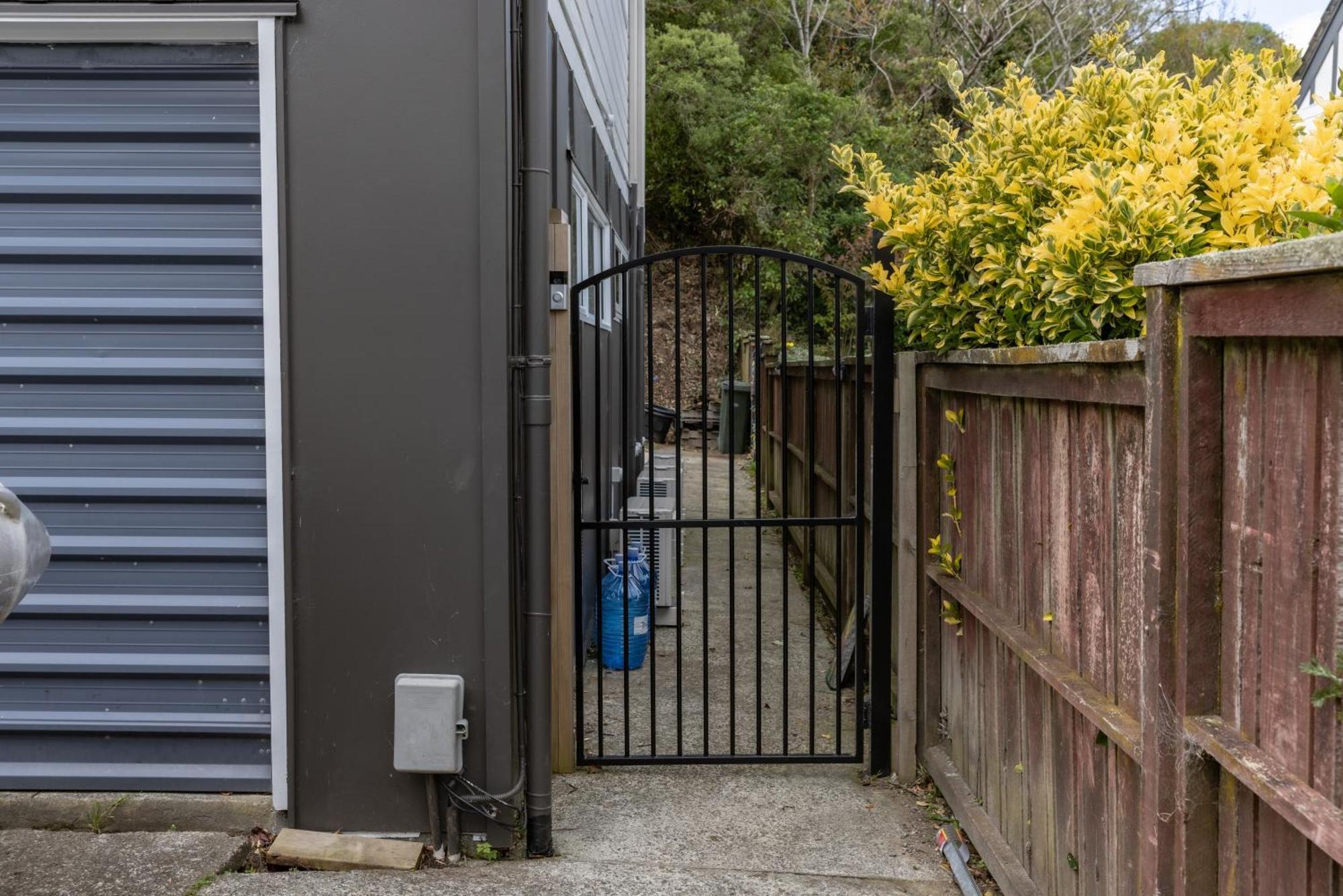 Back Garden Flat With Free On Street Parking And Fiber Wifi - 15 Mins To Ferry, Stadium, Cbd Wellington Exterior foto